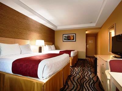 Western Summit Hotel